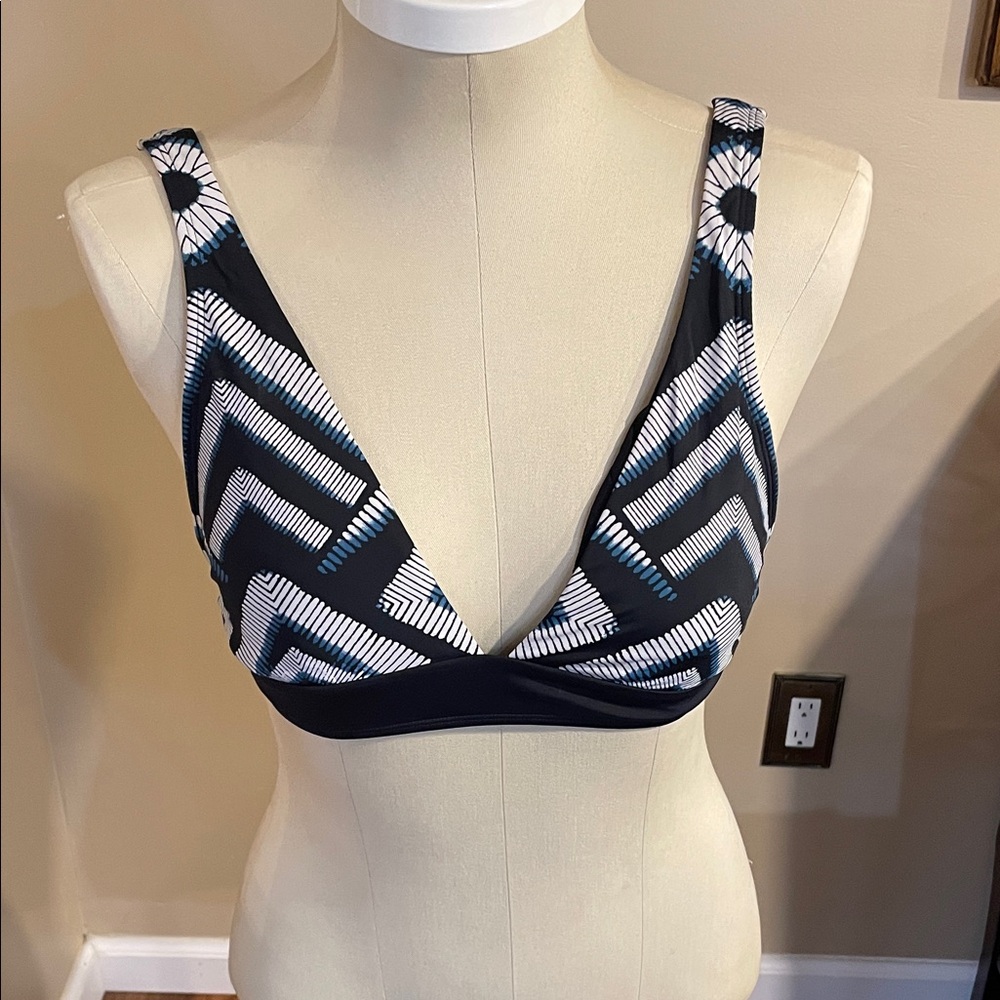 Women’s Black and blue patterned bikini